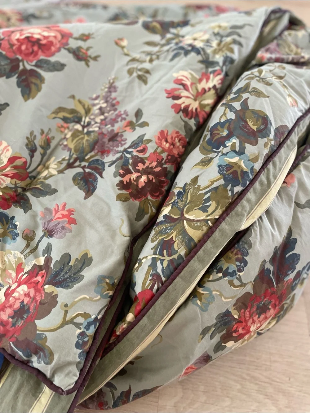 CHAPS Ralph Lauren Home Floral Comforter Reversible Cottagecore  108x96 King